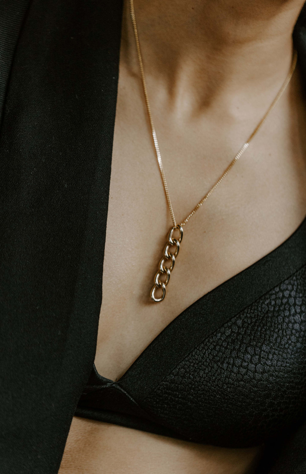 Cuban Link Chain Necklace (20 inches long) - KnotsandPipes